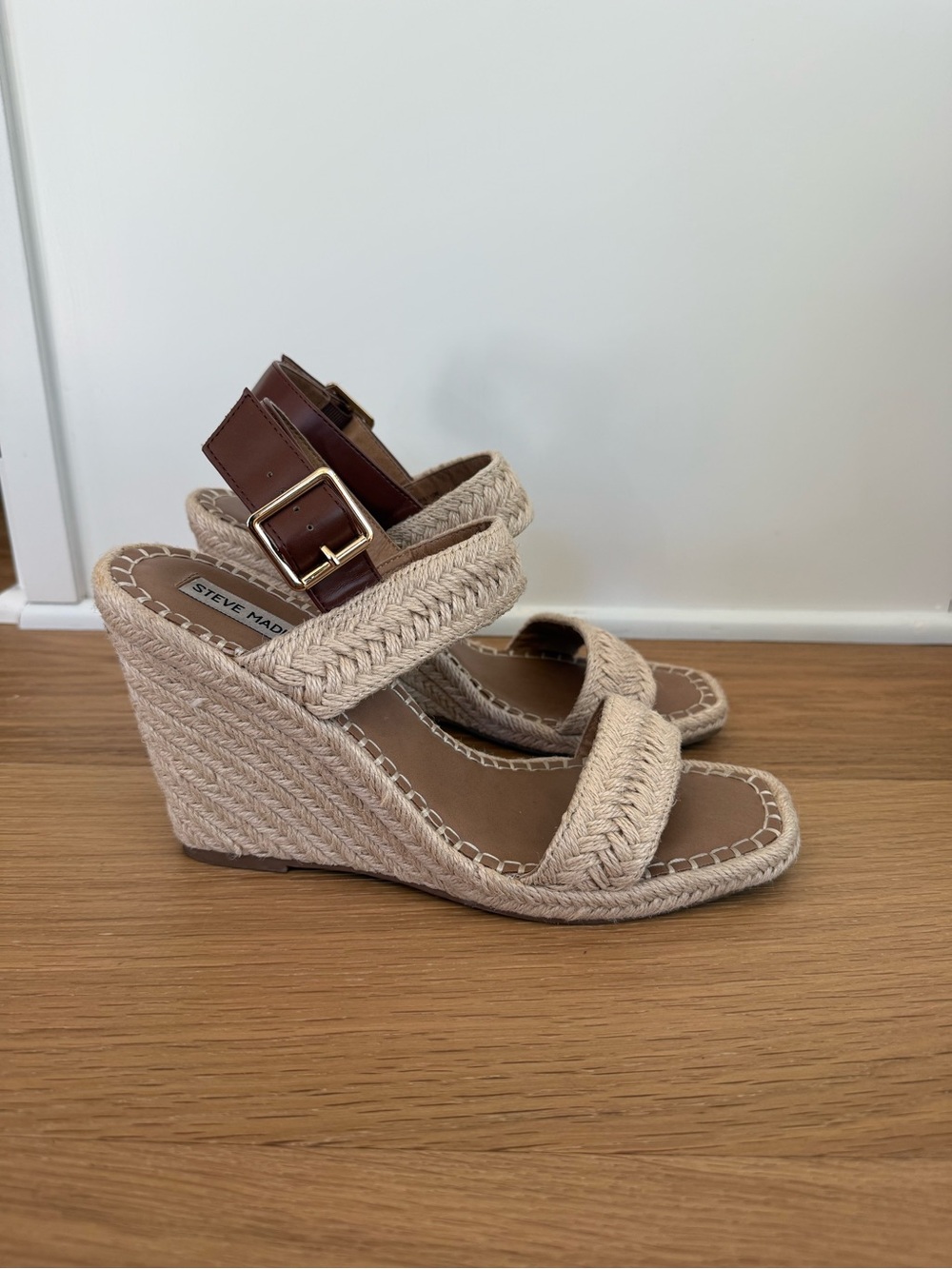 Steve Madden Uri Beige Espadrille Wedge Sandals Heels Sz. 10
